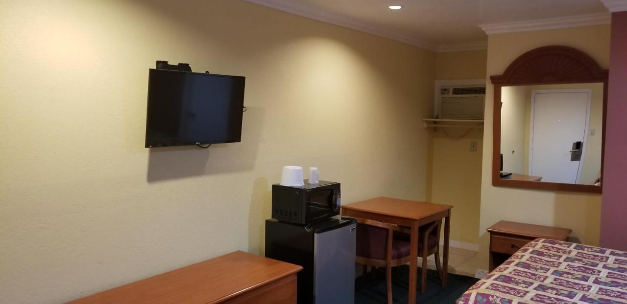 Travel Haven Motel Ханфорд Екстериор снимка